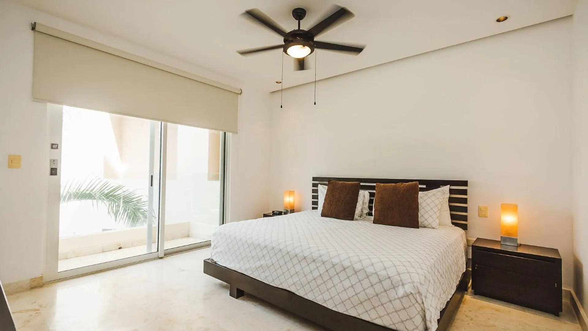 Holiday home Luxury Complex - Infinity Pool And Private Beach Club - At The Elements Condos 108 Playa del Carmen