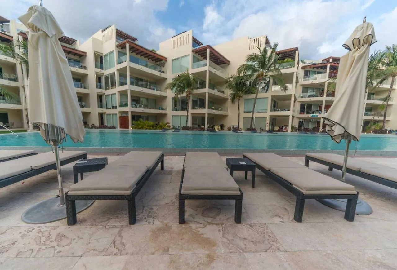 Luxury Complex - Infinity Pool And Private Beach Club - At The Elements Condos 108 Playa del Carmen Mexico