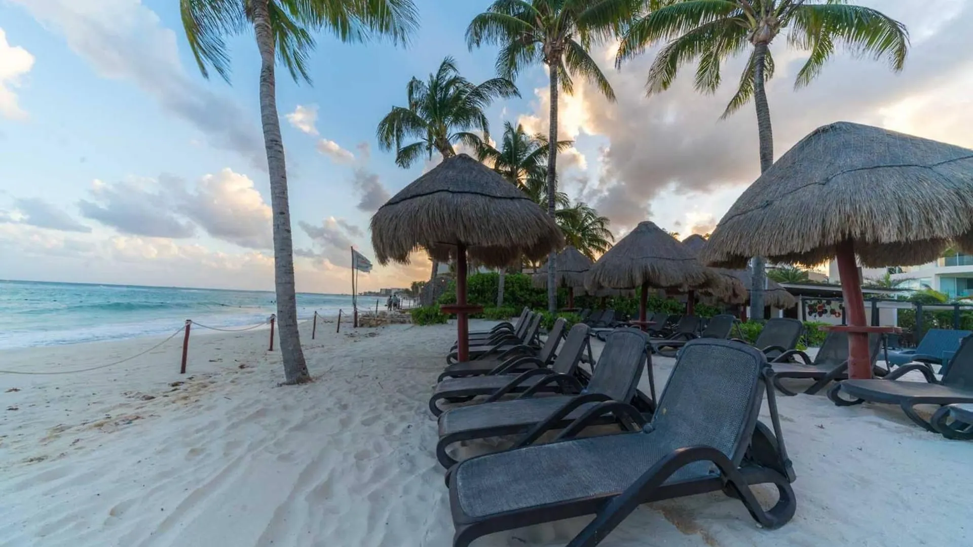 Luxury Complex - Infinity Pool And Private Beach Club - At The Elements Condos 108 Playa del Carmen Meksika